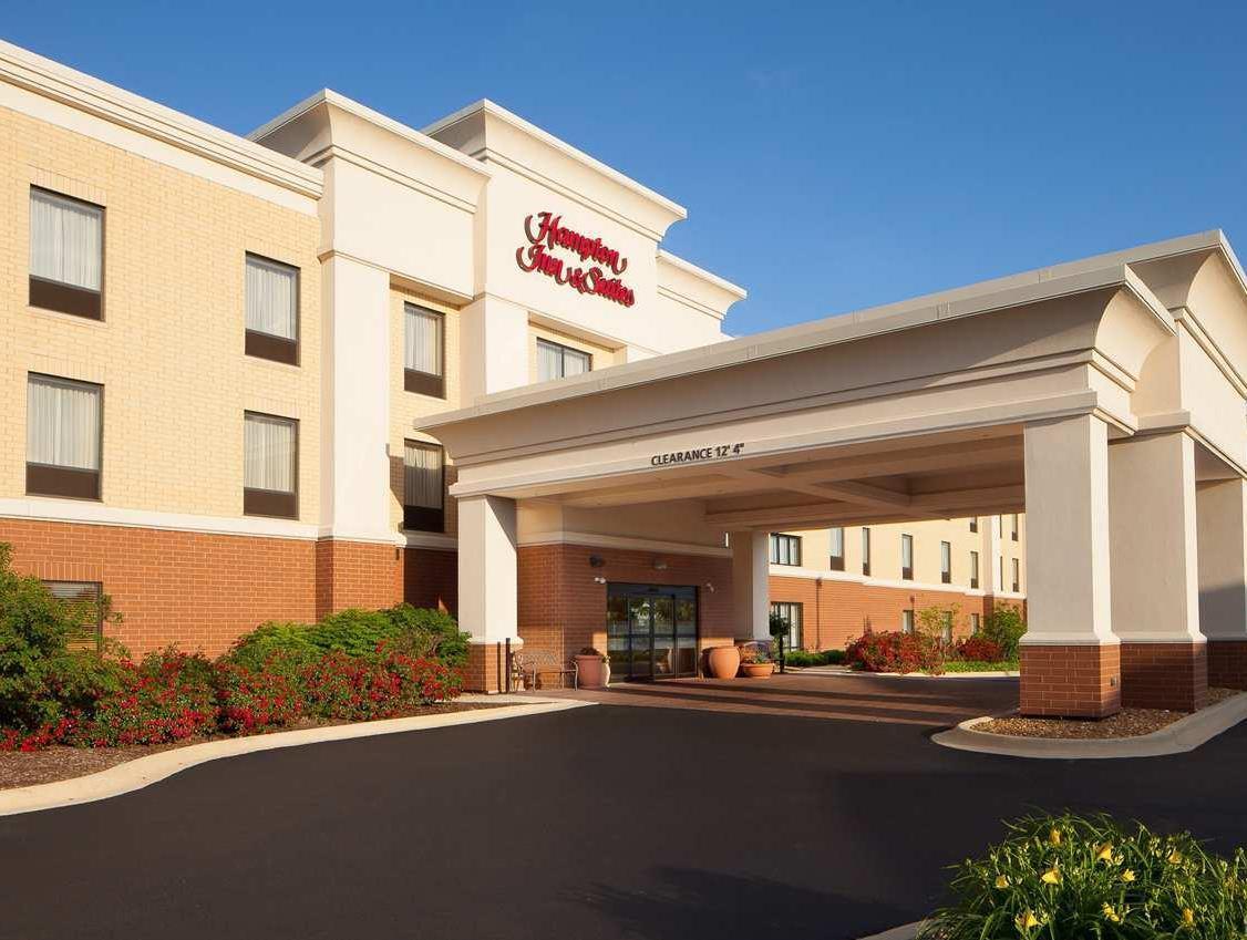 Hampton Inn & Suites Chicago/Сент-Чарлз Екстер'єр фото