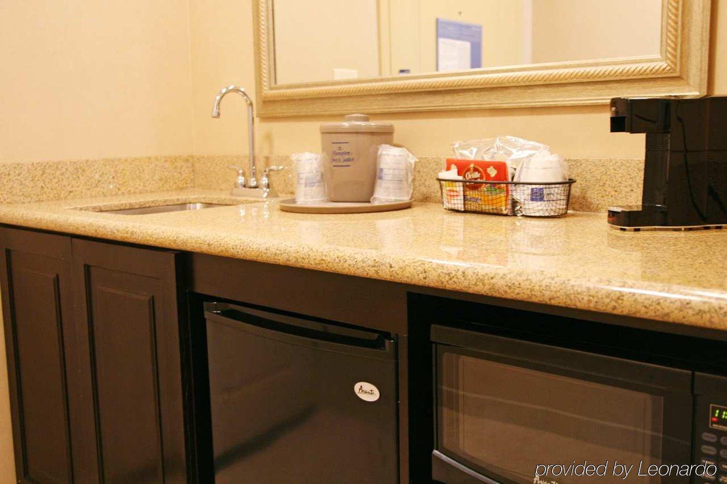 Hampton Inn & Suites Chicago/Сент-Чарлз Екстер'єр фото